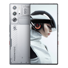 努比亚（nubia）红魔9 Pro全面屏下游戏手机 12GB+512GB氘锋透明银翼 骁龙8Gen3 6500mAh电池 80W快充 5G电竞