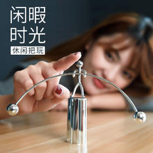 金属不倒翁 铁人摆件