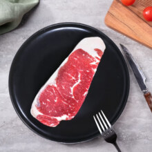19日0点、PLUS会员、需弹券：鲜京采 原切西冷牛排 150g