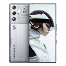 努比亚 nubia红魔9 Pro【24期可选店内选红魔8SPro+】骁龙8Gen3 新品5G游戏手机 氘锋透明银翼【12GB+256GB】 官方标配