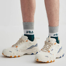 6日10点：FILA 斐乐 征峰者 男鞋运动休闲鞋复古运动鞋