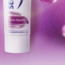 SENSODYNE 舒适达 缓解牙敏感套装 多效护理美白去牙渍 清新口气 牙龈护理 防蛀牙膏 家庭基础套装335g