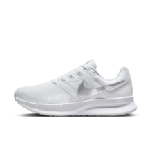 耐克（NIKE）女子公路跑步鞋 RUN SWIFT 3 DR2698-101 35.5