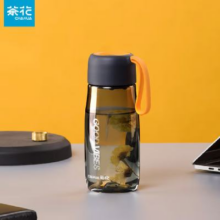 plus会员：茶花（CHAHUA）运动水杯夏季塑料水壶运动健身男女随手杯学生水杯带茶隔杯子 绿色 520ml 1个