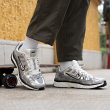 耐克（NIKE）男鞋P-6000复刻休闲老爹鞋缓震透气运动跑步鞋CN0149 CN0149-001 41