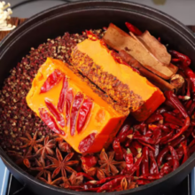 QIAO TOU 桥头 老火锅底料 微辣微麻 240g（赠50ml油碟）