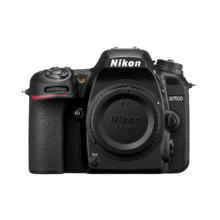 plus：尼康（Nikon）D7500 单反相机 单机身（约2,088万有效像素 51点自动对焦系统）