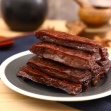 pLus会员，三只松鼠休闲零食内蒙古特产【实惠】风干牛肉原味1袋 400g