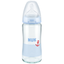 NUK宽口玻璃奶瓶婴儿奶瓶0-6月中圆孔硅胶蓝色240ml德国进口图案随机