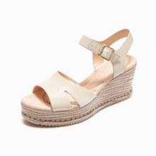 限尺码：Clarks 其乐 英伦风女士休闲凉鞋