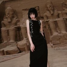 值选：JK&JS 新中式一字领无袖重工刺绣修身连衣裙
