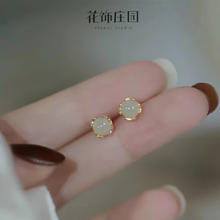 翡翠耳钉女小巧百搭感仿玉石出游耳饰 翡翠耳钉金色