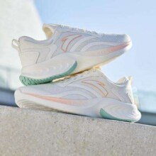 限尺码：ANTA 安踏 毒刺SE 女款运动跑鞋 922315585