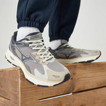 Mizuno 美津浓 Racer S 中性跑鞋 D1GH223506