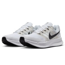 耐克 NIKE 跑步鞋 男子缓震透气SWIFT 3运动鞋春夏DR2695-102白42