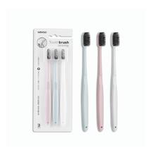 88VIP会员：MINISO 名创优品 超软刷毛小头牙刷3支家庭装成人牙刷极细软毛带盖便携