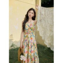 谜秀 多巴胺吊带女油画碎花连衣裙 MXD24L190498565657