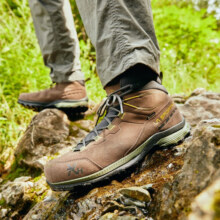 LA SPORTIVA 徒步鞋男女户外轻量休闲皮质轻量环保登山鞋hike leather 灰褐/苔色 44