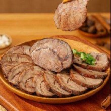PLUS会员：京东京造 秘制酱卤牛腱1.052kg