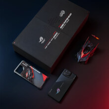 20点：ROG8 AI游戏手机 QQ飞车定制限量版 12+256