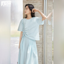 对白 设计感不对称下摆抽绳上衣A字裙两件套女式休闲套装