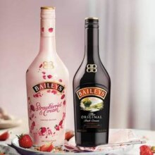 Baileys 百利 甜酒组合 原味500ml+草莓味700ml 赠围裙+甜品勺