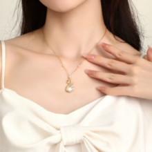 CHOW TAI SENG周大生 天鹅项链 S1PC1335