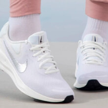 NIKE 耐克 REVOLUTION 7 女子跑步鞋