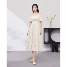 爱依服 秋夏季 韩版纯欲轻熟风一字肩连衣裙