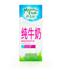 plus会员：纽麦福脱脂高钙纯牛奶250ml*24盒