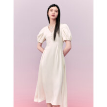 太平鸟 气质泡泡袖V领米色法式长裙女 A8FAD216883
