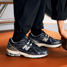 new balance 男女款复古休闲鞋 M1906RCA