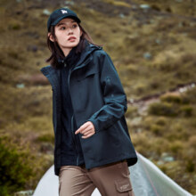 拓路者（Pioneer Camp）朱雀冲锋衣女 三防+凑单
