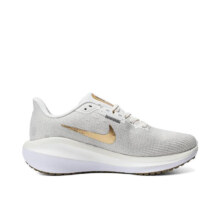 耐克 NIKE女子W NIKE VOMERO 17跑步鞋透气轻便 FB8502-006 38