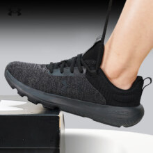 安德玛（Under Armour）男子夏秋季新款轻盈运动鞋 黑色/轻盈舒适 40
