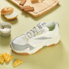 Reebok 情侣款FLUFFIPUFF贝果鞋