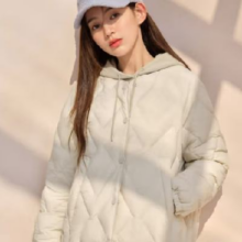 plus会员：坦博尔Tanboer 轻薄羽绒服女菱格纹时尚保暖宽松防绒外套TD336268