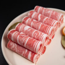PLUS：鲜京采 新西兰进口原切羊排肉卷 350g/袋 羊肉片生鲜 涮肉火锅食材