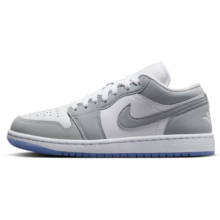 20点开始：NIKE 耐克 AJ1 男女款运动板鞋 DC0774