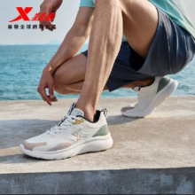 XTEP 特步 男鞋春夏跑步鞋