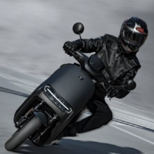 21日20点：九号（Ninebot）电动摩托车E80C 铅酸电池智能电动车成人电瓶车72V