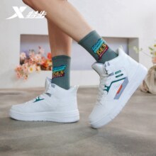 特步 运动鞋高帮板鞋秋季