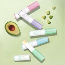 牛油果 润唇膏  牛油果润唇膏 随机1支