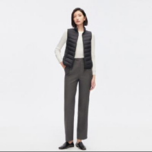 波司登 女式轻薄保暖直筒短款羽绒服休闲立领马甲