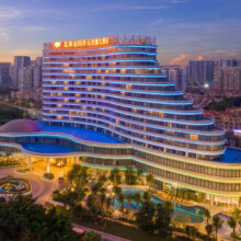 性价比高、位置好，还周末不加价！北海金昌开元名都大酒店 高级亲子主题房2晚+双早+下午茶/自助晚餐等