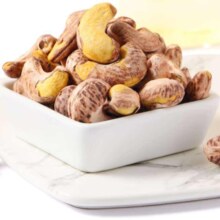 PLUS会员:三只松鼠 紫皮腰果仁 500g/袋