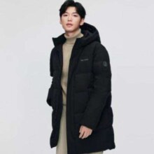 31日10点：波司登 冬季中长款经典休闲连帽修身显瘦面包服羽绒服外套