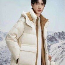 plus会员：YAYA 鸭鸭 王一博同款羽绒服男士 冬季新品时尚中长款可拆卸连帽加厚外套 米白色