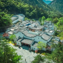 周末不加价！黄山祥源云谷汤泉度假/自由家树屋/祥富瑞酒店1晚套餐