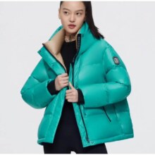 波司登  女式泡芙轻盈柔软保暖潮流连帽短款羽绒服